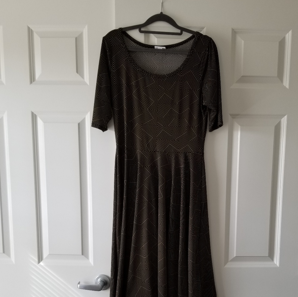 Closet Cleanout 5/$25 Lularoe Nicole dress-Large